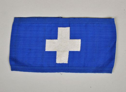 GERMAN WWII LUFTSCHUTZ MEDICAL SERVICE ARMBAND.