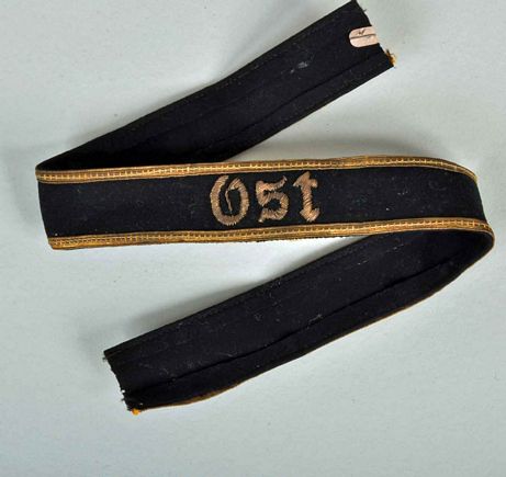 GERMAN WWII GENERAL GOVERNMENT GOLD CUFF TITLE.