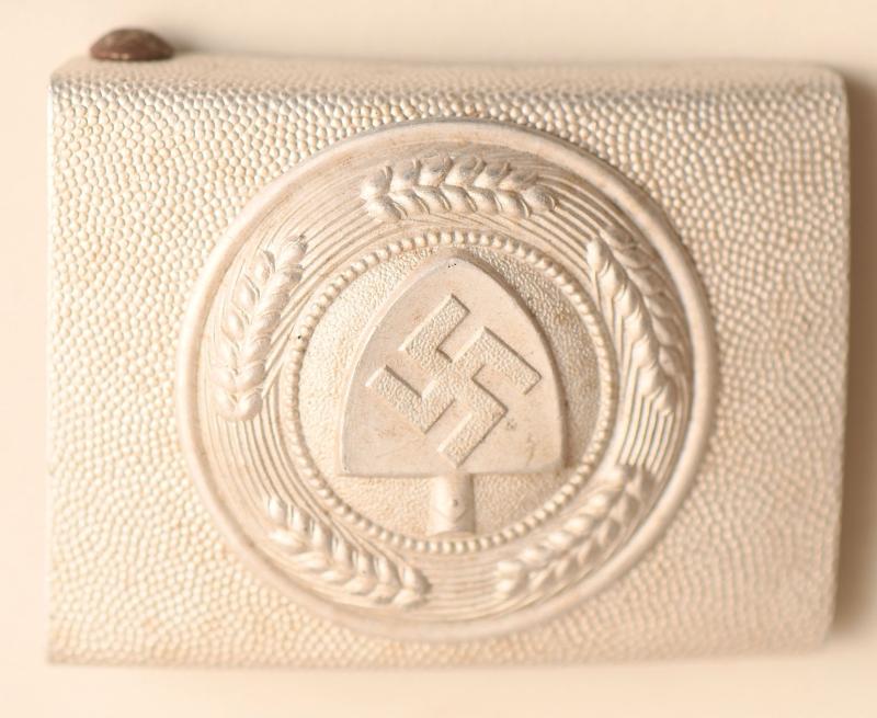 GERMAN WWII RAD ENLISTED MANS BUCKLE.NEAR  MINT CONDITION.