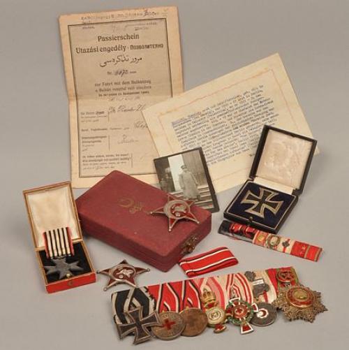  IMPERIAL GERMAN RED CROSS MEDAL AND DOCUMENT GROUPING.