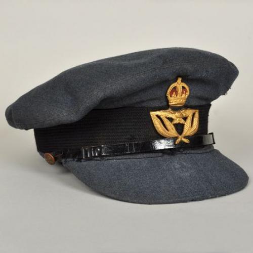  BRITISH RAF/CRAF SENIOR NCO CAP.