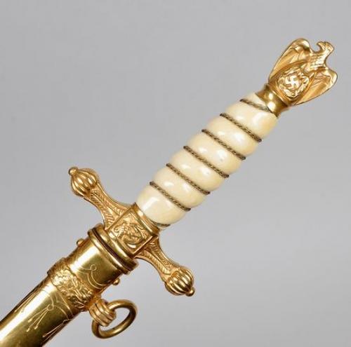 GERMAN THIRD REICH NAVAL OFFICERS DAGGER WITH IVORY GRIP.