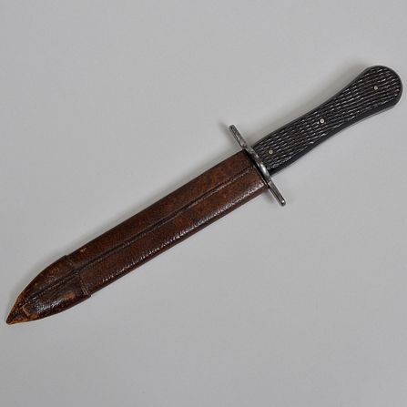 ENGLISH VICTORIAN LONDON MADE EXPLORER KNIFE.