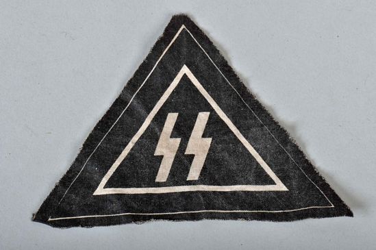 GERMAN WWII SS FLAK HELPERS ARM SHIELD.