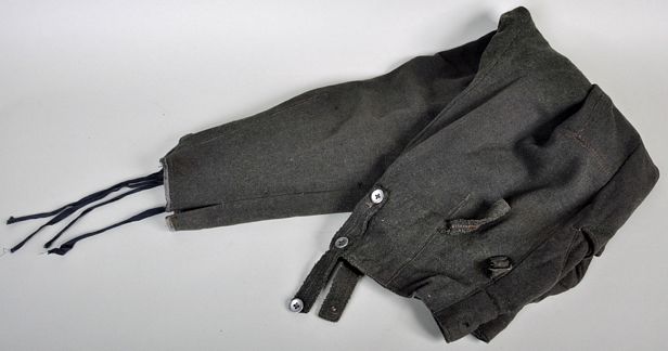 GERMAN WWII M.43 COMBAT TROUSERS.