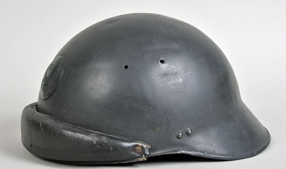 FRENCH WWII AIR FORCE ARMOURED HELMET.