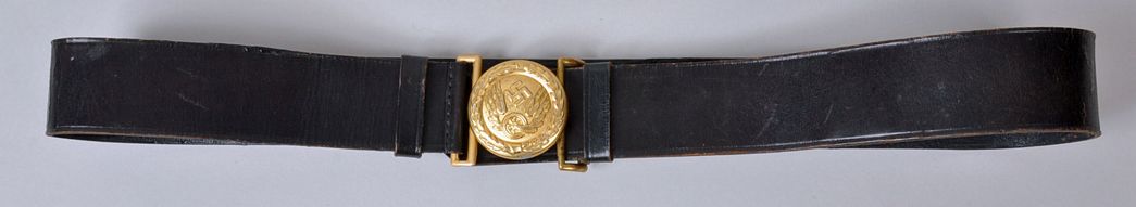 GERMAN WWII RAILWAY OFFICERS BELT AND BUCKLE.