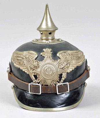 GERMAN WWI PRUSSIAN GUARD PIONEER NCO?S PICKELHAUBE.