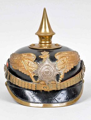 GERMAN WWI PRUSSIAN GUARD NCO's PICKELHAUBE.