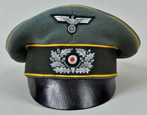 GERMAN WWII ARMY SIGNALS CRUSHER CAP.