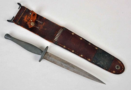 U.S.WWII USMC RAIDER KNIFE.