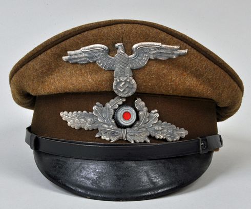 GERMAN WWII EASTERN TERRITORIES RMBO OFFICIAL?S VISOR CAP.