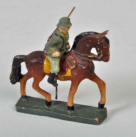 BELGIUM WWII GERMAN MOUNTED SOLDIER IN SAWDUST & GLUE.