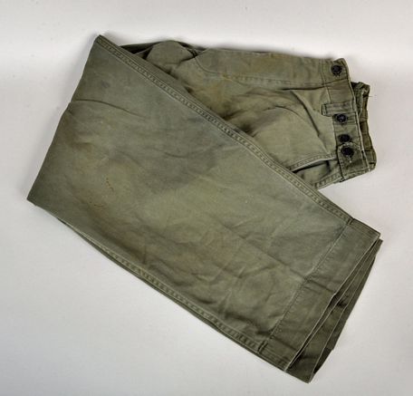 U.S.A. WWII HBT COMBAT TROUSERS.