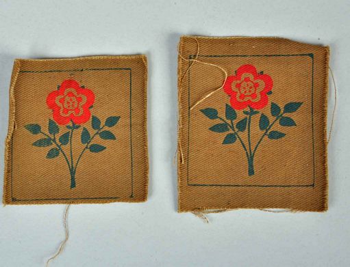 BRITISH WWII 55TH DIVISION SHOULDER PATCHES.