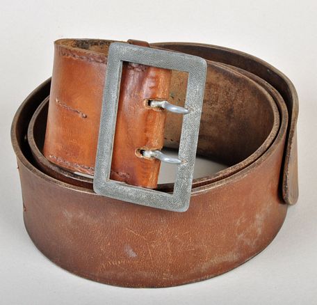 GERMAN WWII OFFICERS WAIST BELT.