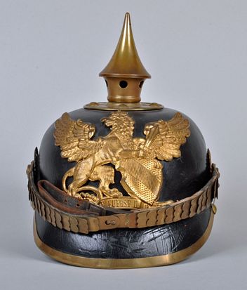 GERMAN WWI BADEN INFANTRY NCO'S PICKELHAUBE.