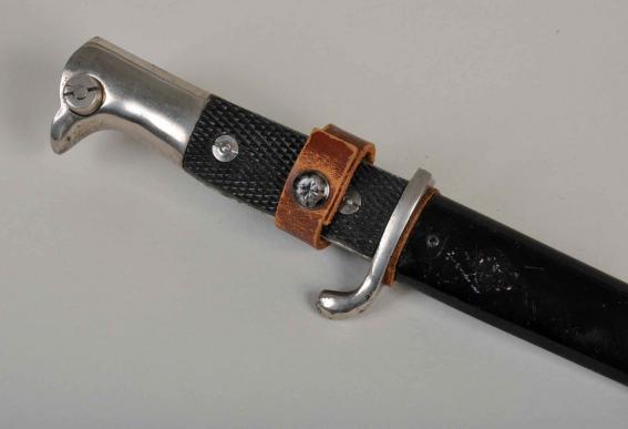 GERMAN WWI EAGLE HEADED BAYONET FIXING COMBAT KNIFE.