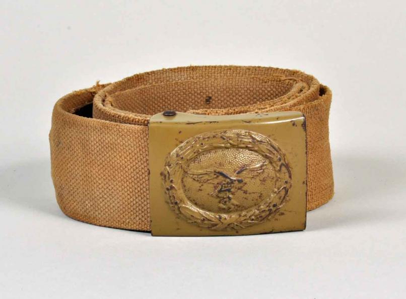 GERMAN WWII LUFTWAFFE TROPICAL BELT AND BUCKLE.