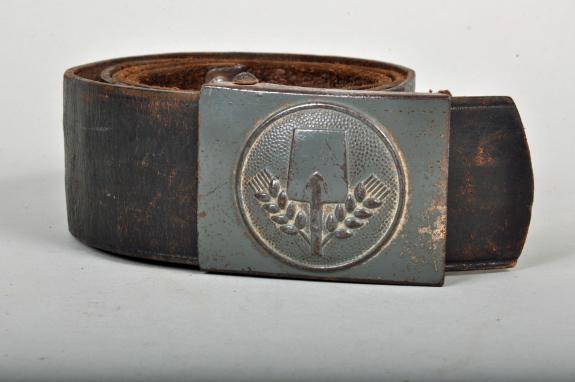 GERMAN WWII FAD BELT AND BUCKLE.