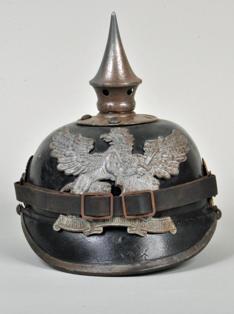 GERMAN WWI BADEN INFANTRYMAN’S PICKELHAUBE.