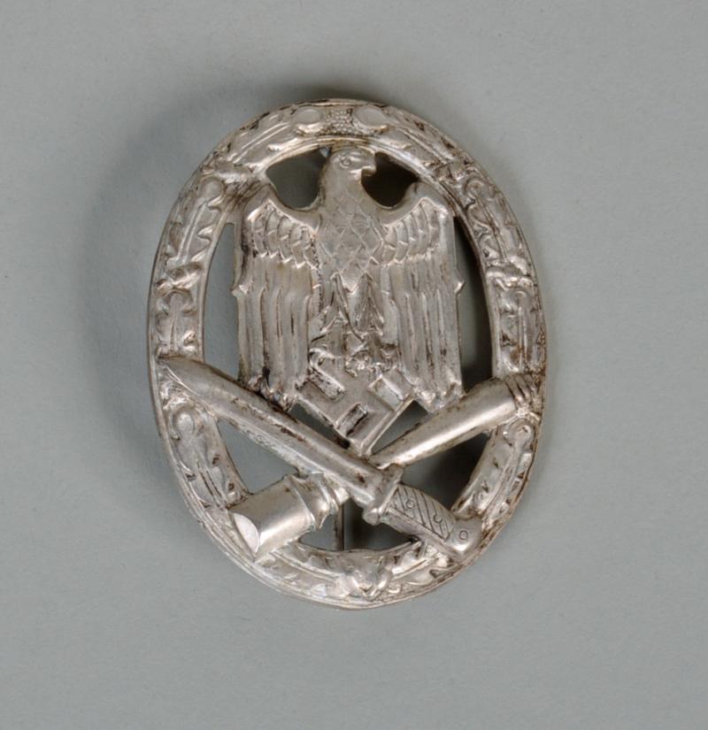 GERMAN WWII GENERAL ASSAULT BADGE IN SILVER.