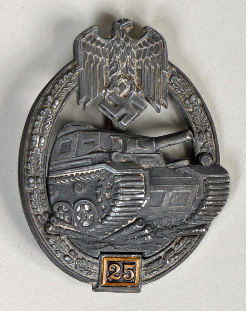 GERMAN WWII PANZER 25 ASSAULT BADGE.