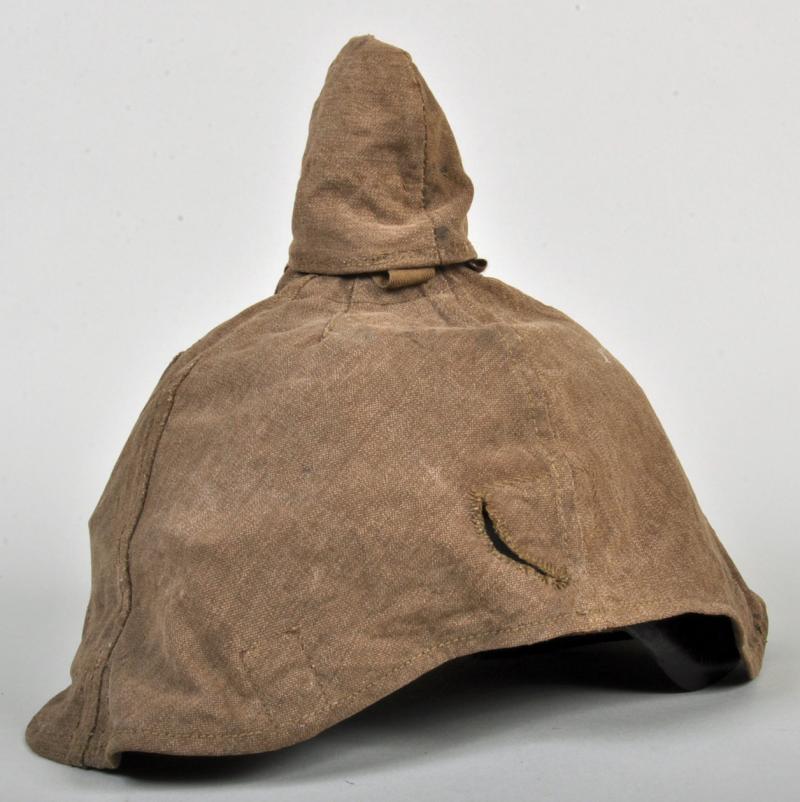 GERMAN WWI PRUSSIAN ARTILLERY MANS PICKELHAUBE AND COVER.