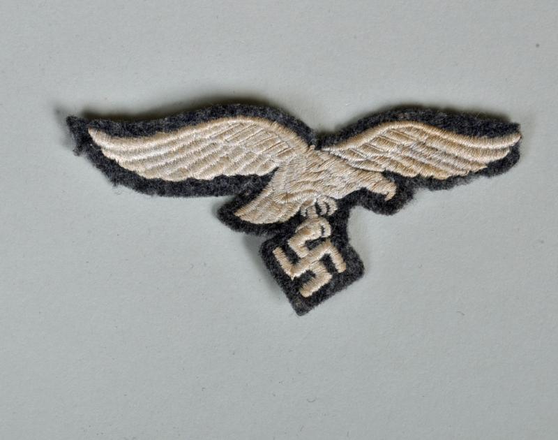 GERMAN WWII LUFTWAFFE ENLISTED MANS BREAST EAGLE.