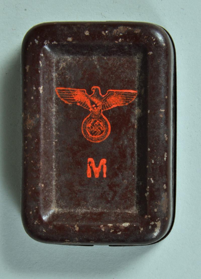 GERMAN WWII KRIEGSMARINE BOX.