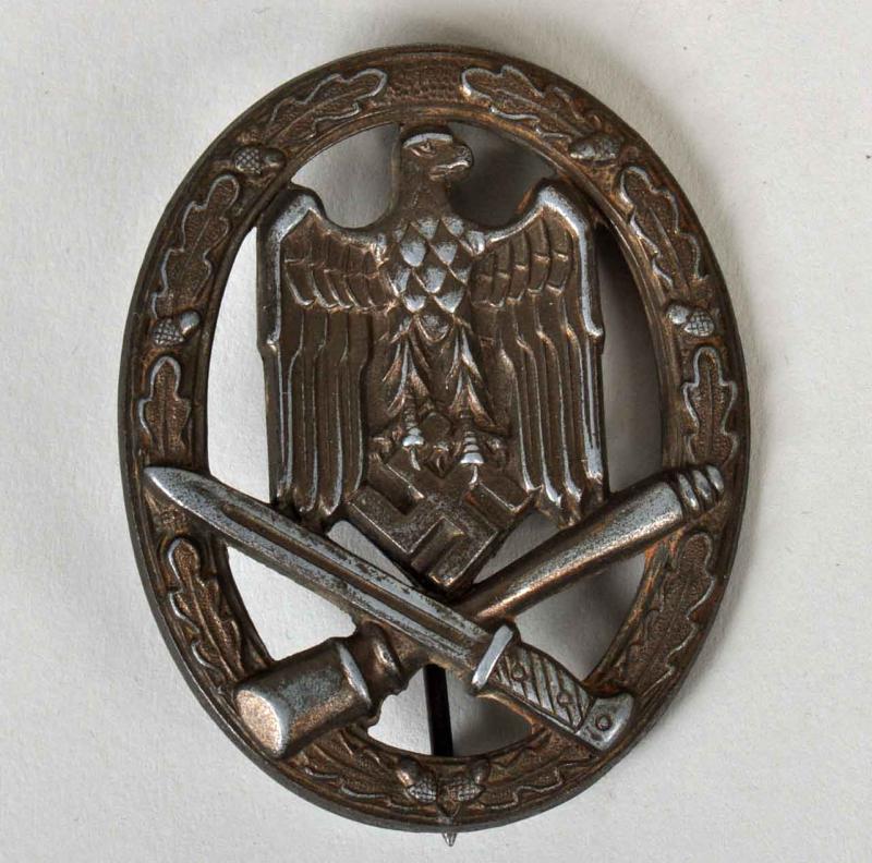 GERMAN WWII ARMED FORCES GENERAL ASSAULT BADGE IN BRONZE.