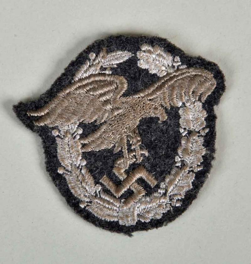 GERMAN WWII LUFTWAFFE OBSERVER’S BADGE IN CLOTH BELONGING TO BERTHOLD HUCHZEMEYER.