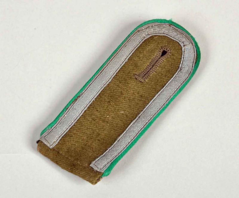 GERMAN WWII TROPICAL NCO SINGLE SHOULDER BOARD.