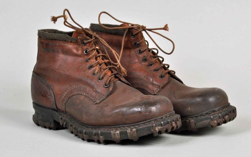 GERMAN WWII MOUNTAIN TROOPERS BOOTS.