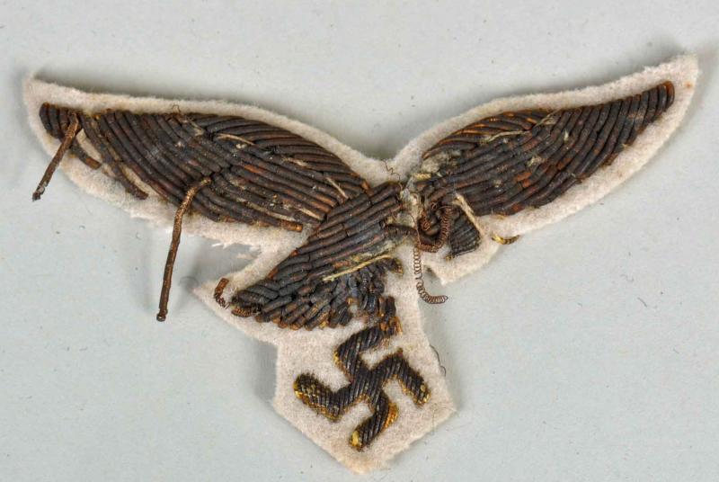 GERMAN WWII LUFTWAFFE GENERAL’S WHITE TOP CAP EAGLE.