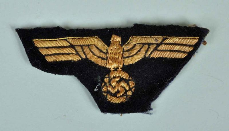 GERMAN WWII KRIEGSMARINE OFFICERS BREAST EAGLE.