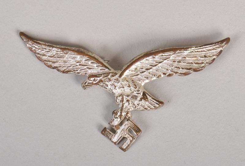 GERMAN WWII LUFTWAFFE PITH HELMET EAGLE.