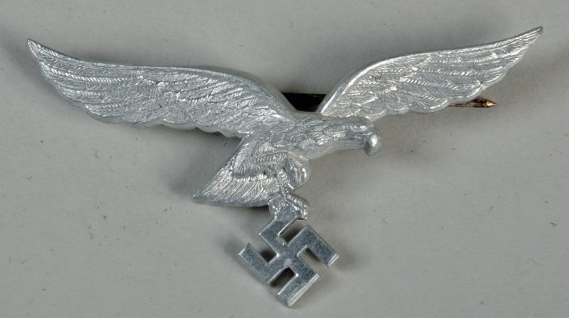 GERMAN WWII LUFTWAFFE OFFICERS SILVER ALUMINIUM BREAST EAGLE.