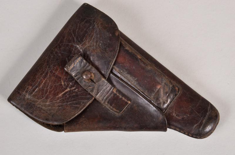 GERMAN WWII SA MARKED BROWN LEATHER HOLSTER.