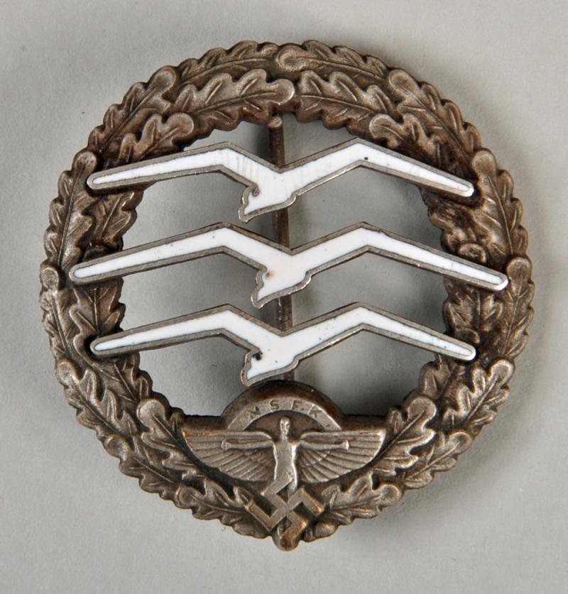 GERMAN WWII NSFK GLIDER PILOT’S BADGE.