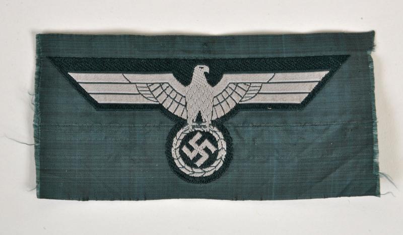 GERMAN WWII ARMY BEVO BREAST EAGLE.