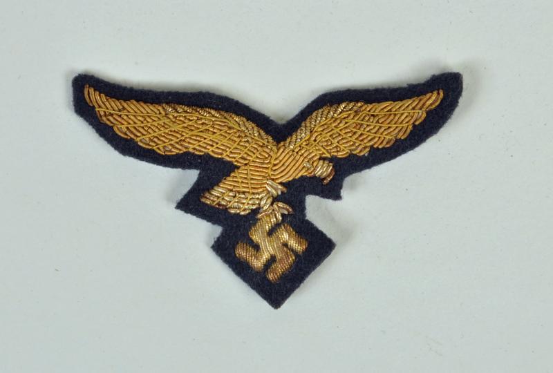 GERMAN GERMAN WWII LUFTWAFFE GENERAL’S CAP EAGLE.