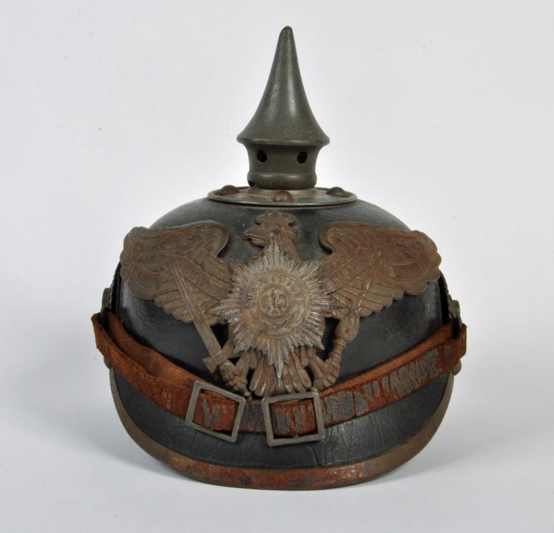 GERMAN WWI PRUSSIAN GUARD PICKELHAUBE.