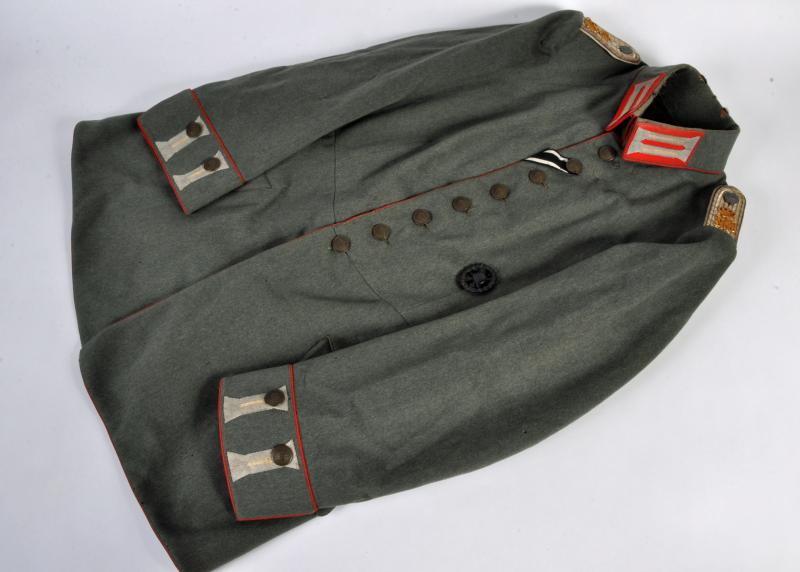 GERMAN WWI SAXON GRENADIER REGIMENT 101 MODEL 1910 OFFICERS TUNIC.