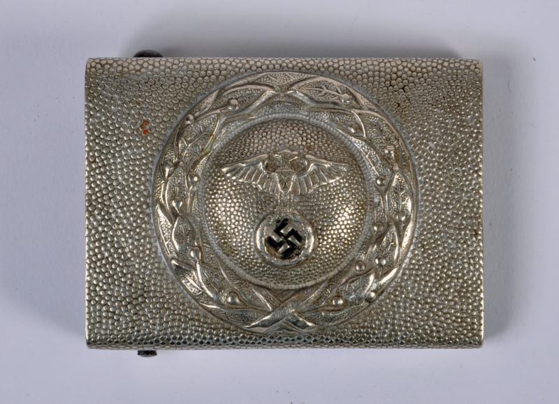 GERMAN WWII DLV ENLISTED MANS BELT BUCKLE.