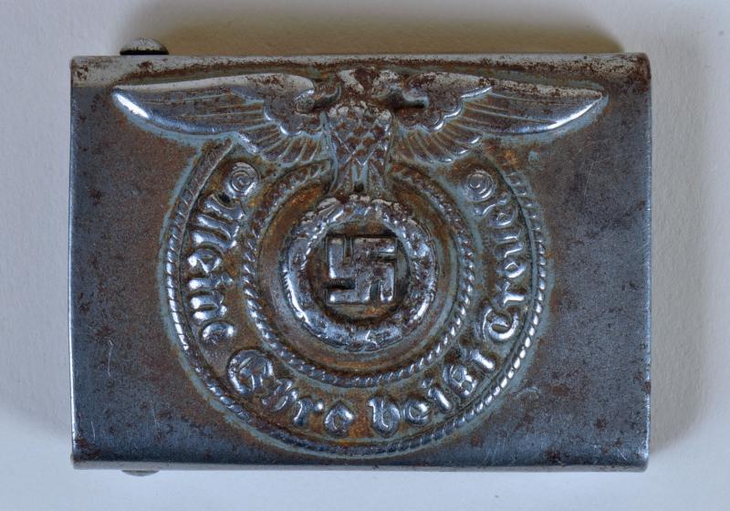 GERMAN WWII WAFFEN SS BELT BUCKLE.