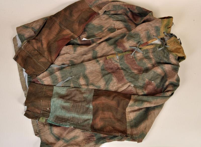 GERMAN WWII ARMY CAMOUFLAGE TAN AND WATER SNIPER SMOCK.