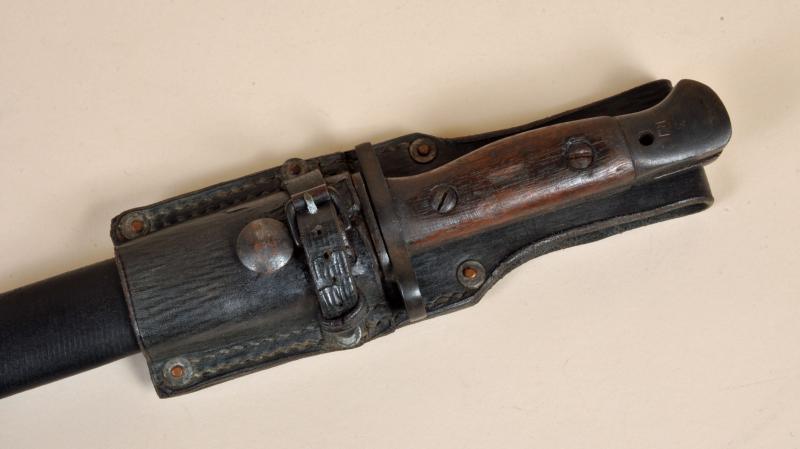 ENGLISH 1916 DATED PATTERN 07 BAYONET.