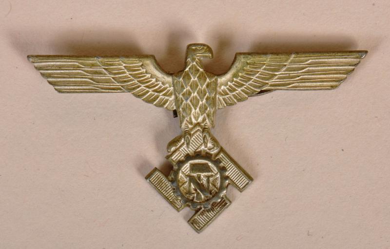 GERMAN WWII TENO CAP EAGLE.