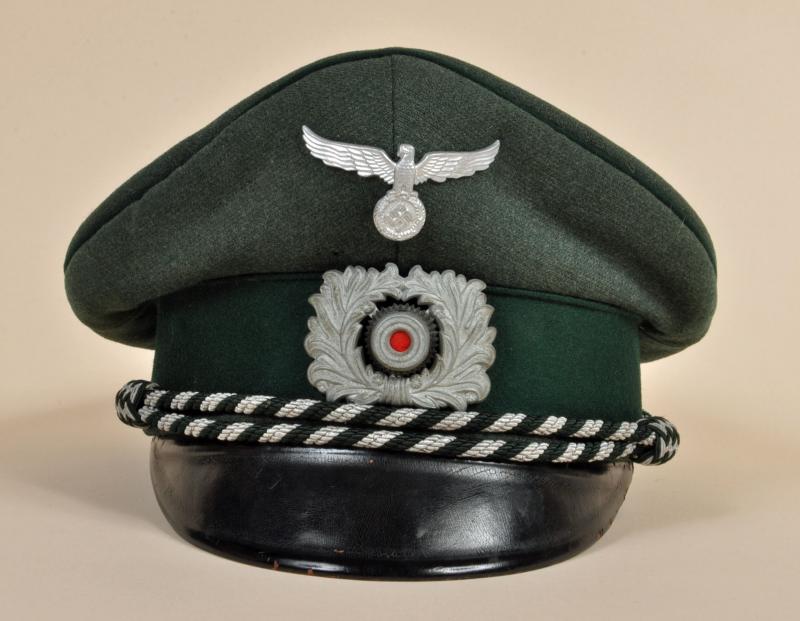 GERMAN WWII CUSTOMS OFFICIALS VISOR CAP.